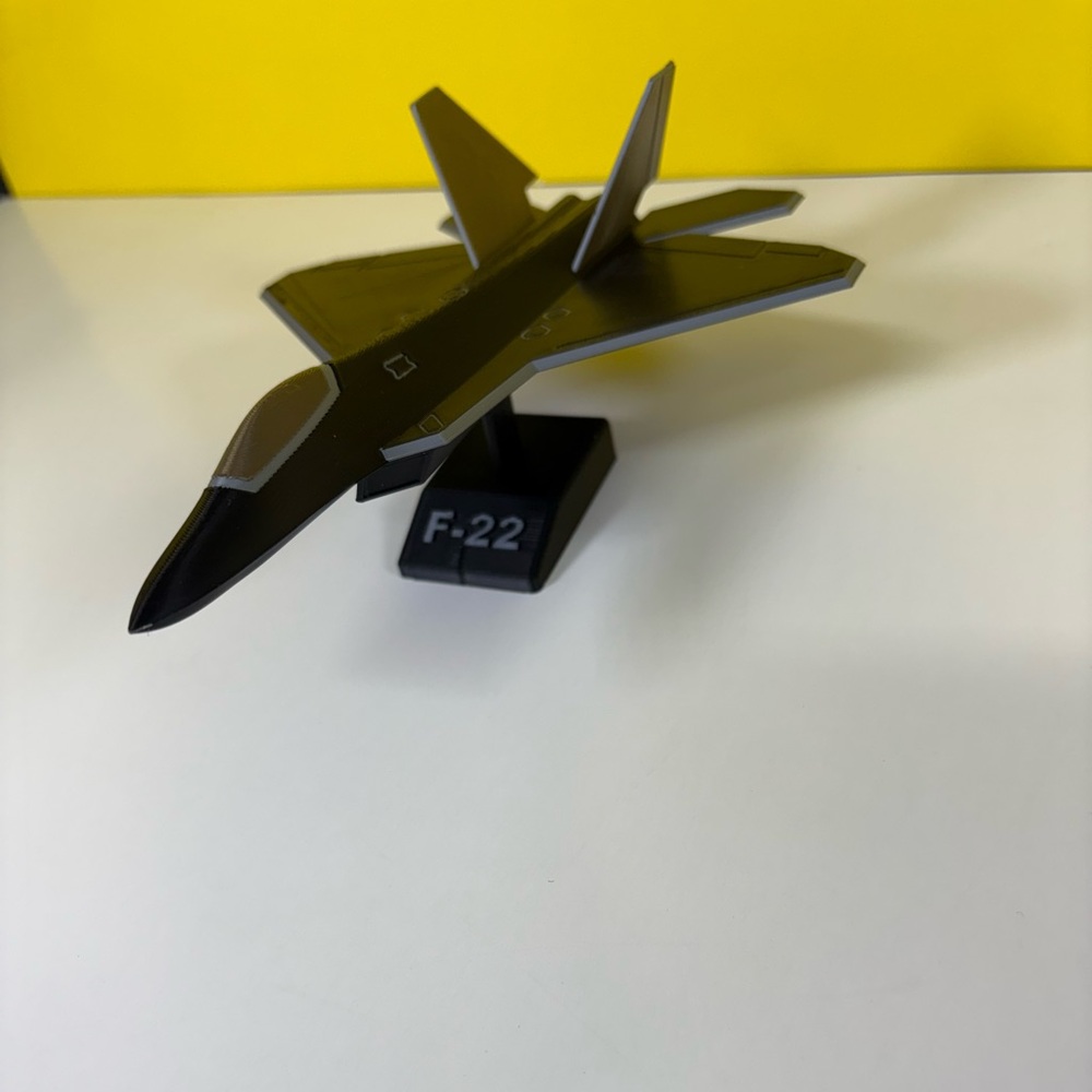 3D printed Lockheed Martin F-22 Raptor - Picture 3 of 5
